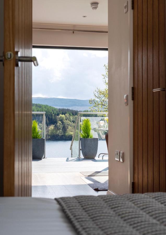 Ben Cruachan Inn - Restaurant, Pub With Rooms Loch Awe Exterior photo